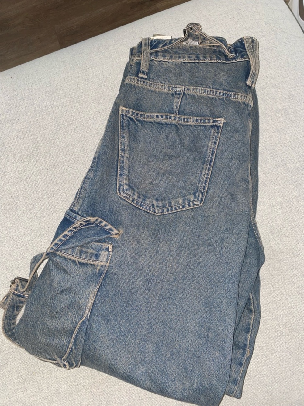 Zara Cargo Jeans - Rugged Utility Style - Picture 2 of 5